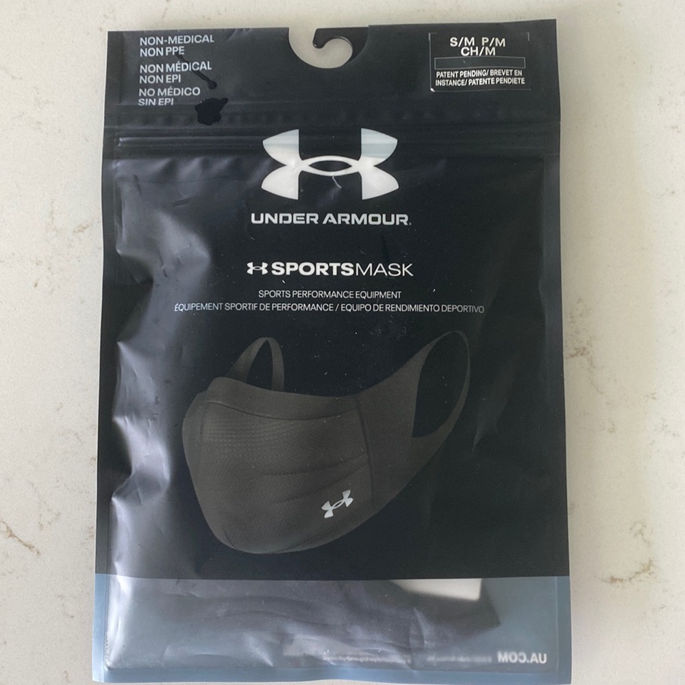 NWT Under Armour Sportsmask Unisex S/M Facemask